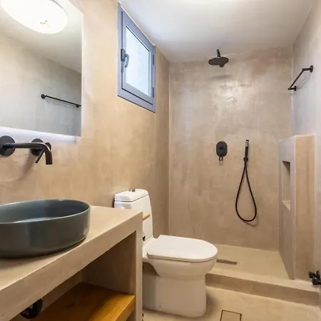 Canova * Mesovounia (Kefalonia)