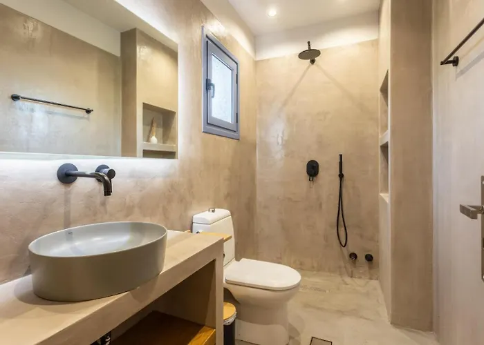 Canova Βίλα Μεσοβούνια