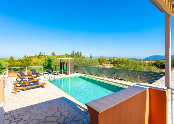 Canova Βίλα Μεσοβούνια